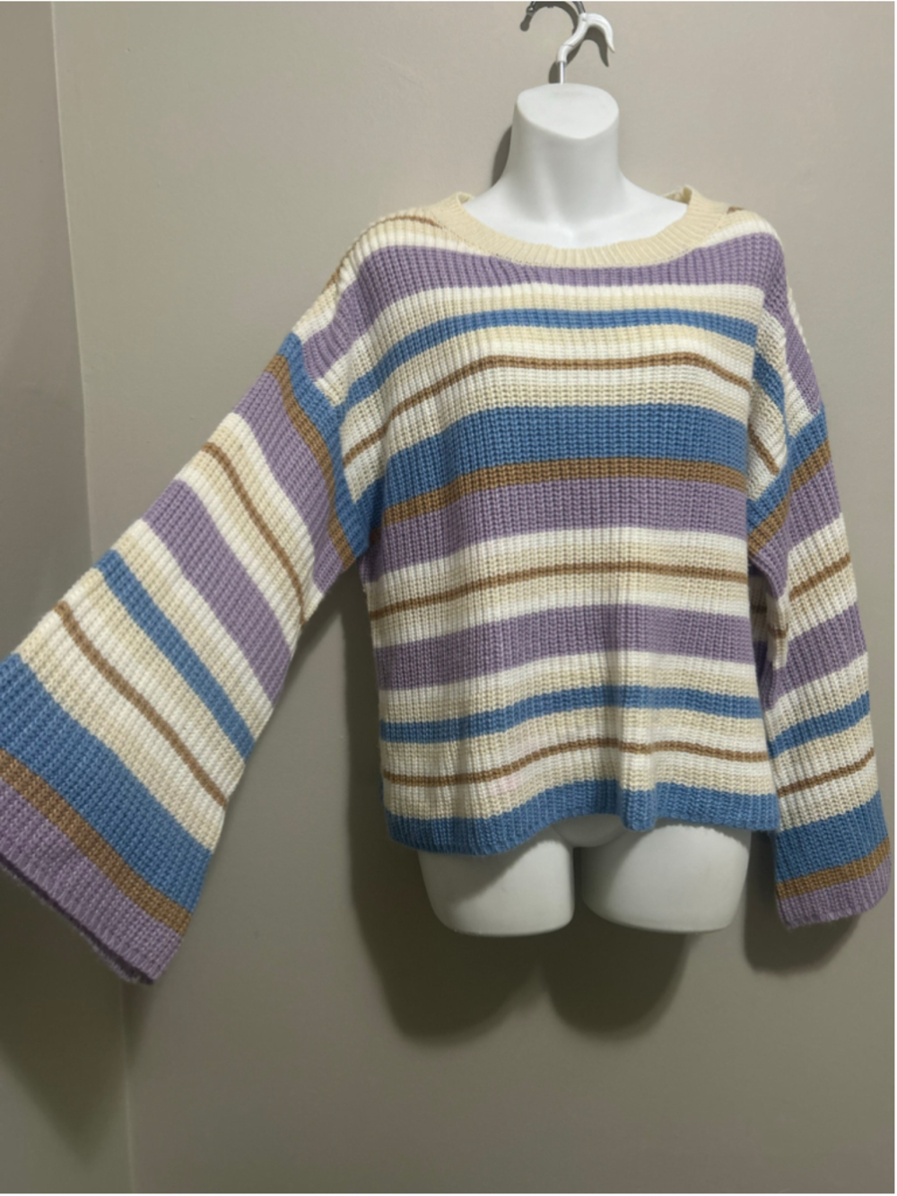 Striped Crew Neck Sweater Size M White Blue Purple